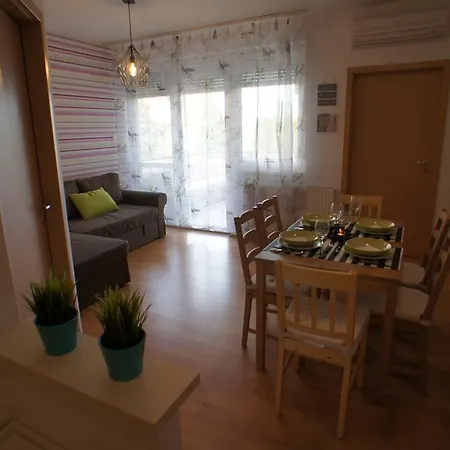 Apartment Laguna Family Beach Apartman *