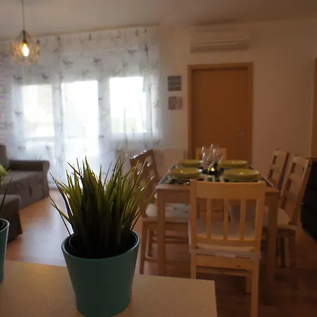 Laguna Family Beach Apartman *
