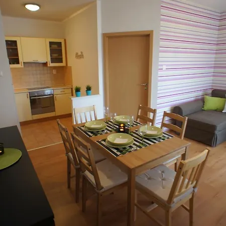 Apartment Laguna Family Beach Apartman *